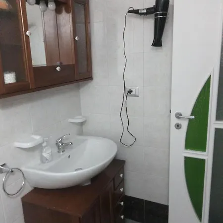 New Rose House Apartment *