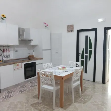 New Rose House Apartment